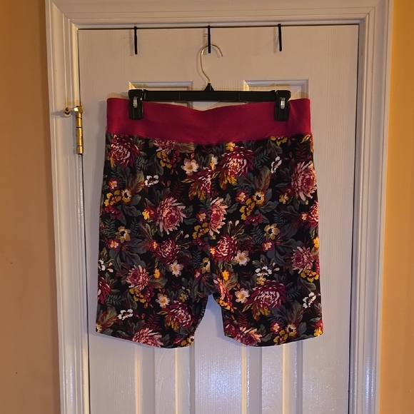 Cacique Red Sleep Set - Picture 5 of 5